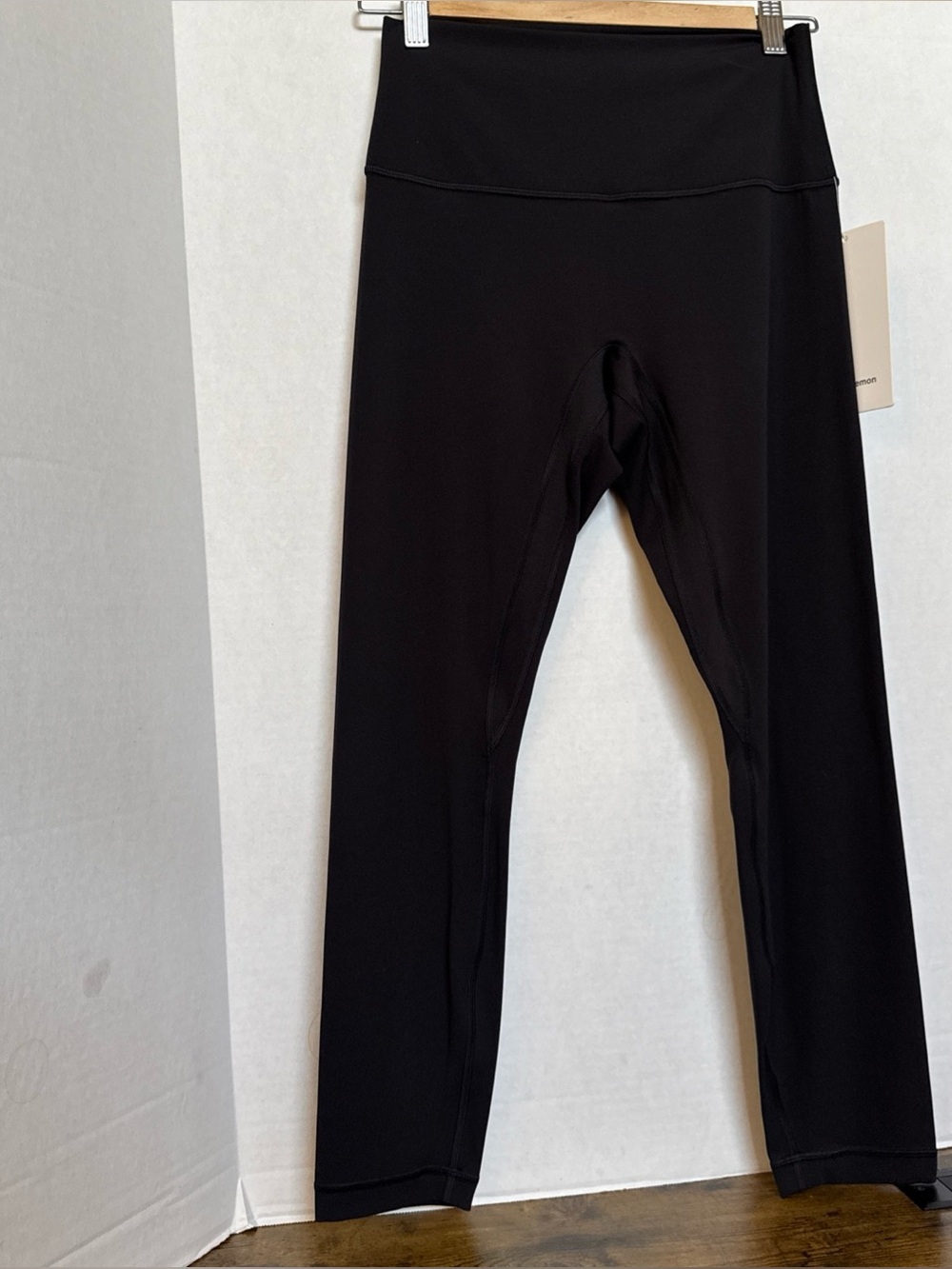 Lululemon Leggings Align No Line HR Pant 25” Size 10 NEW Black